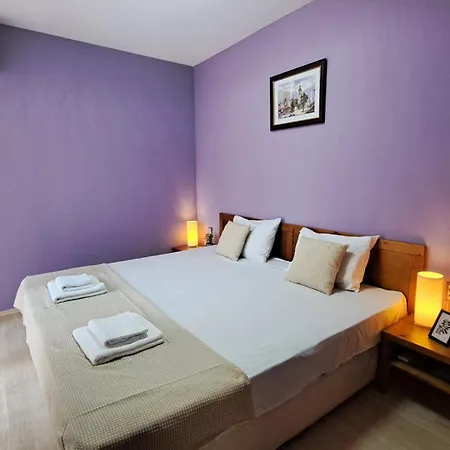 Forest Haven Retreat In Daire